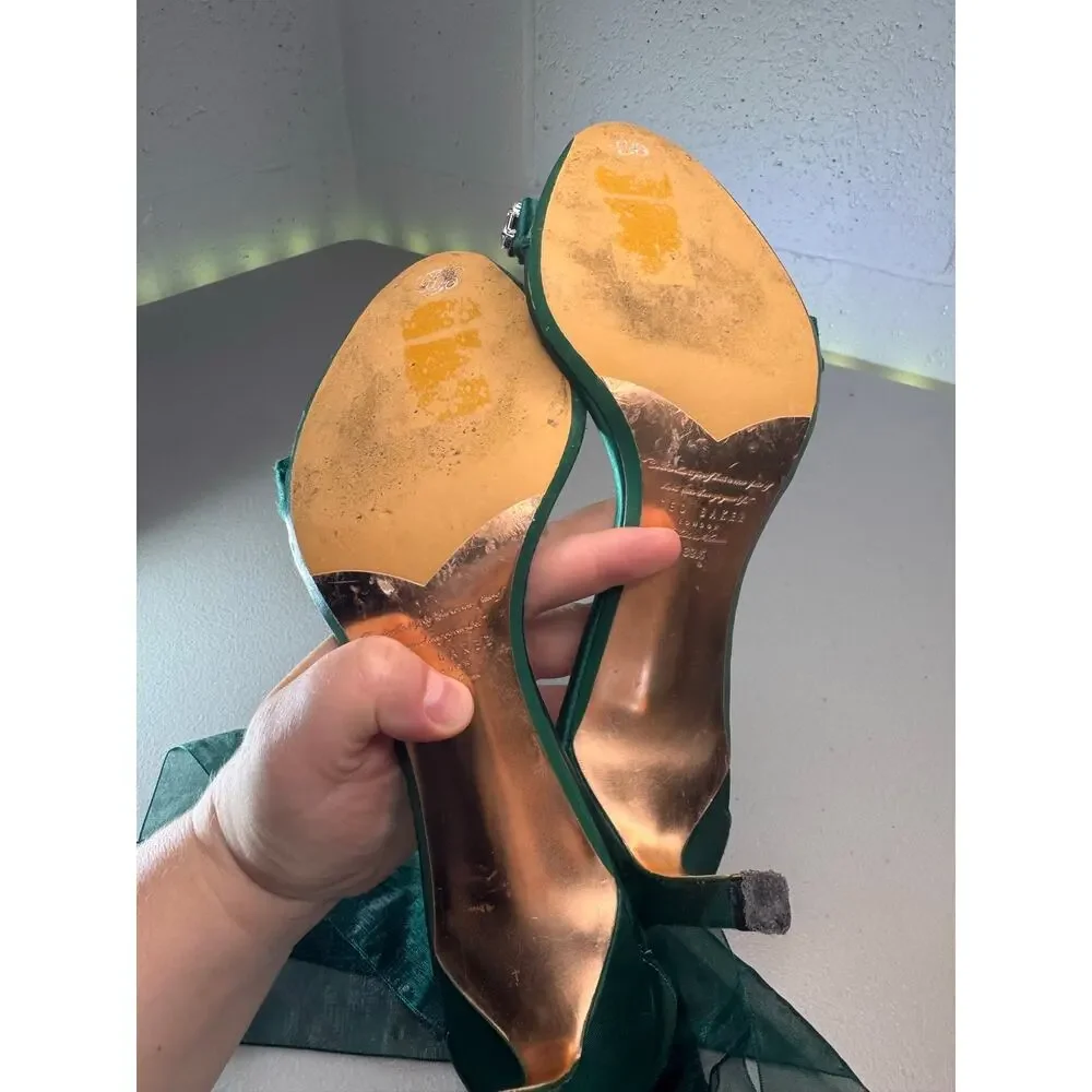 Ted Baker London Green Satin Rhinestone Ankle Tie Heels US 9 EU 39.5